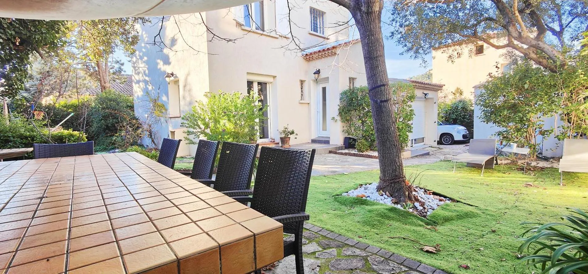 Pkg Securise Chambre Avec Salle D'Eau Privee, Cafe Ou The, Tv Micro-Ondes Jardin Et Table Sous Tilleul En Partage Apartment Six-Fours-les-Plages Homestay